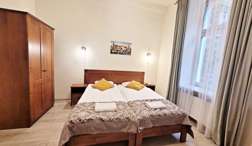 Suite estudio estándar, vistas al patio