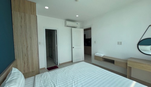 Apartamento familiar, 2 habitaciones, balcón, vistas al mar
