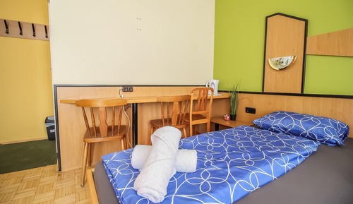 Habitación triple económica