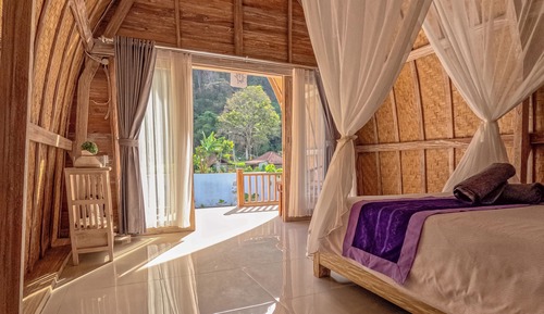 Cabaña Deluxe, vistas a la piscina