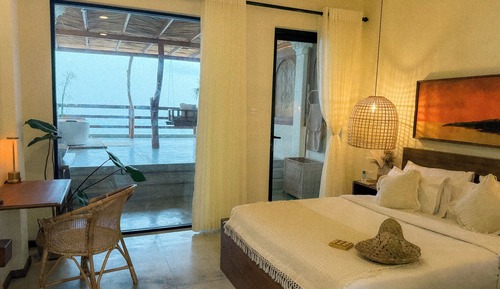 Habitación de luna de miel doble, 1 cama de matrimonio, vistas al mar, frente a la playa