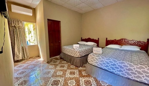 Habitación cuádruple clásica