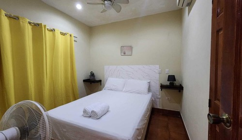 Habitación triple económica, planta baja