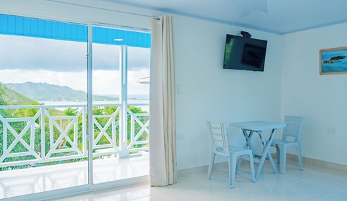 Habitación Confort doble, balcón, vistas a la bahía