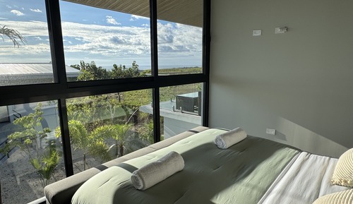 Suite estudio Deluxe, vistas parciales al mar