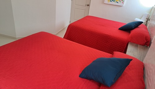 Habitación cuádruple estándar