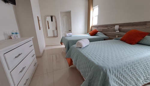 Habitación estándar con 2 camas individuales
