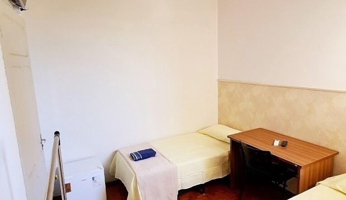 Habitación superior con 2 camas individuales