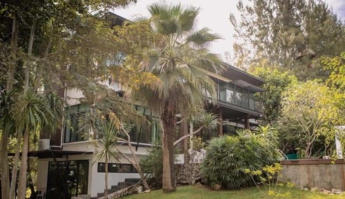 Villa básica, vistas a la colina