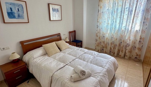 Apartamento, 2 habitaciones, fumadores, terraza