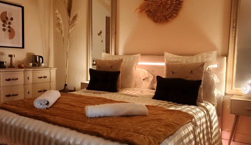 Habitación Deluxe doble, varias camas, no fumadores, vistas al jardín