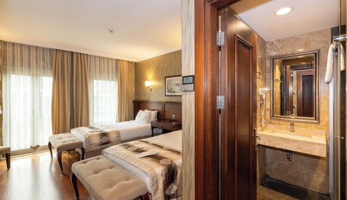 Habitación estándar con 2 camas individuales, vistas a la ciudad