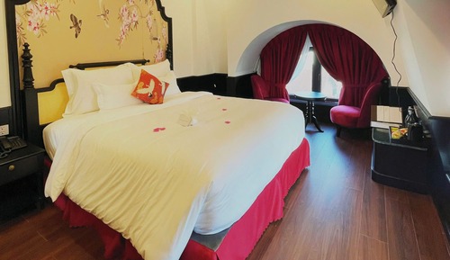 Habitación Deluxe con 1 cama doble o 2 individuales, vistas a la ciudad