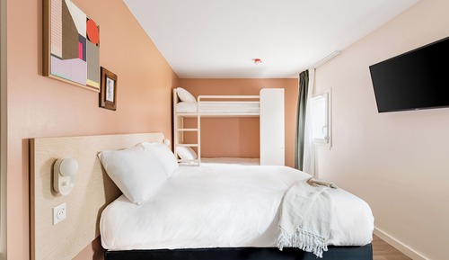 Habitación familiar, varias camas