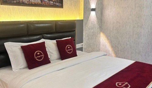 Suite estudio estándar, balcón, vistas a la ciudad