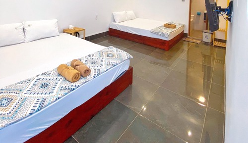 Habitación familiar, vistas al jardín