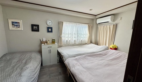 Habitación triple básica