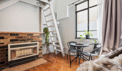 Suite estudio familiar, 2 camas dobles, cocina básica, entresuelo