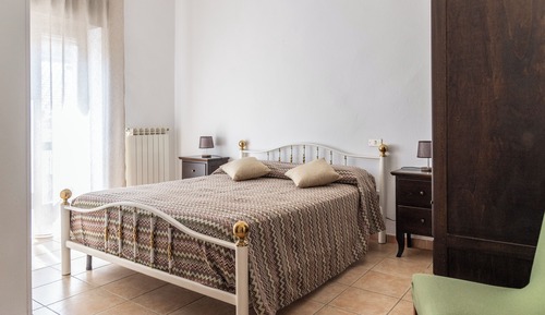 Apartamento, 2 habitaciones, balcón