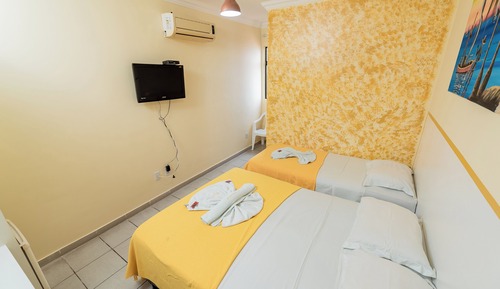 Habitación triple, no fumadores, baño privado