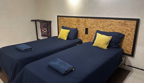 Habitación estándar con 2 camas individuales