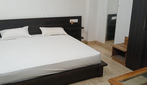 Habitación doble, balcón, vistas a la ciudad