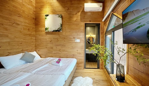 Habitación triple, balcón