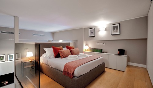 Loft superior, 1 cama doble con sofá cama, cocina