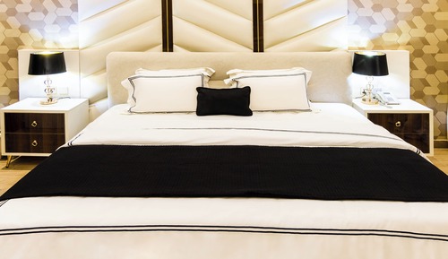 Senior Room, 1 King Bed, City View