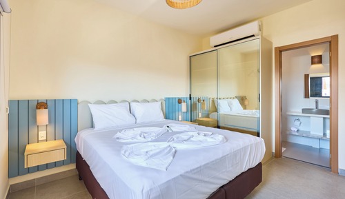 Apartamento Deluxe, vistas parciales al mar