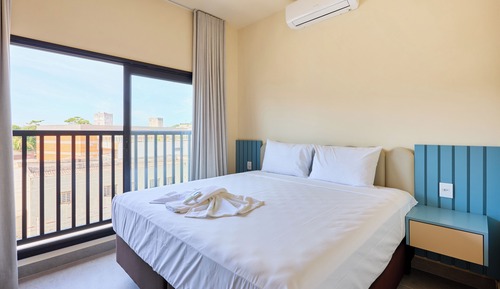 Apartamento familiar, vistas parciales al mar