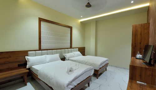 Habitación superior con 1 cama doble o 2 individuales