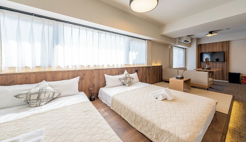 Suite familiar, varias camas, no fumadores, cocina