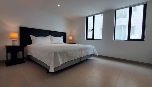 Apartamento clásico, vistas al mar