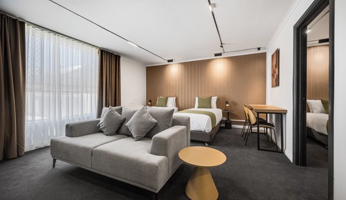 Suite familiar