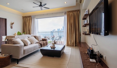 Apartamento ejecutivo, 3 habitaciones, balcón, vistas a la ciudad
