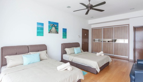 Apartamento Deluxe, 4 habitaciones, balcón, vistas a la ciudad