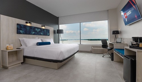 Habitación, 1 cama de matrimonio grande, vistas al río