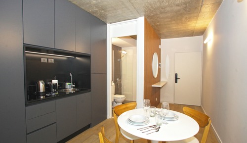Estudio superior, 1 habitación