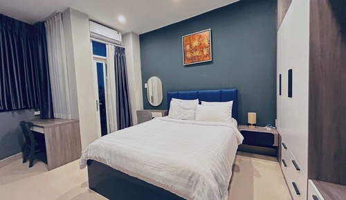 Habitación doble, balcón, vistas a la ciudad