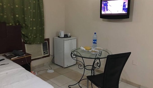 Habitación Confort, balcón, vistas a la ciudad