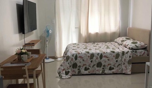 Apartamento, balcón, vistas a la piscina