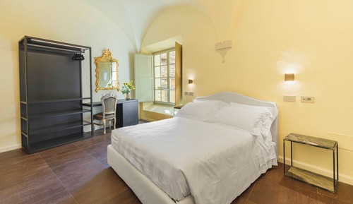 Silver Luxe Suite