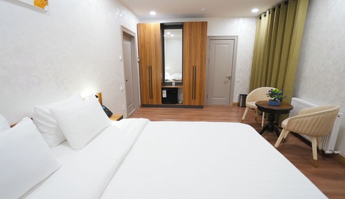 Habitación Confort doble, balcón, vistas al jardín