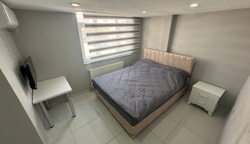 Estudio clásico, baño privado