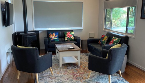 Casa familiar, 4 habitaciones, vistas al jardín