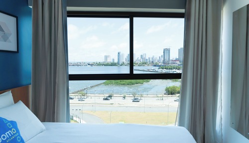 Apartamento, vistas al mar