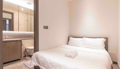 Habitación Deluxe, 1 cama de matrimonio, cocina, vistas a la ciudad