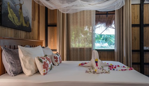 Bungalow Deluxe, 1 cama de matrimonio grande, no fumadores, vistas a la montaña