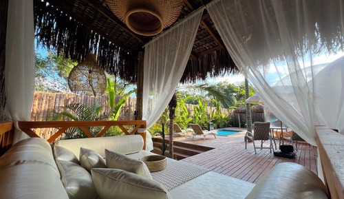 Suite Premium, vistas a la piscina